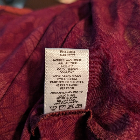 RVCA mini dress. Medium. Muted pastel colors. Medium. Floral print - Picture 6 of 6